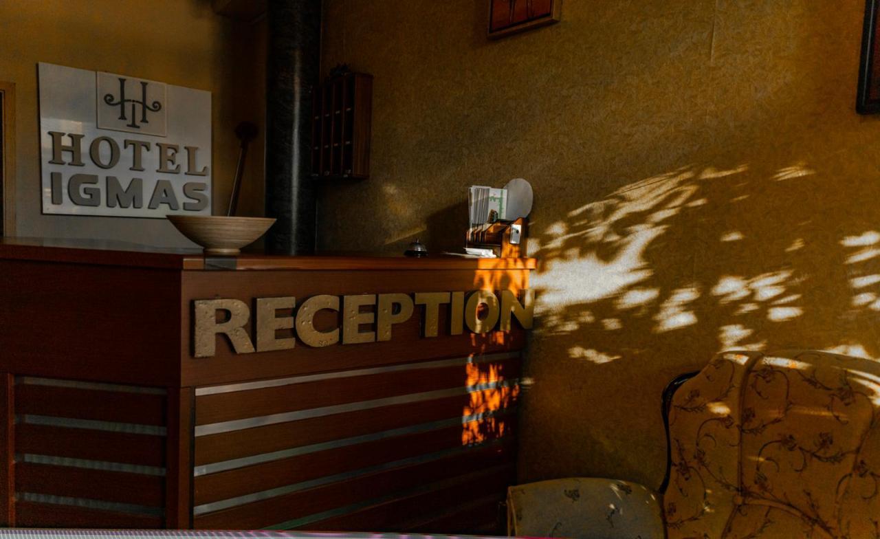 Boutique Hotel Igmas, Prishtina พริสตีนา ภายนอก รูปภาพ
